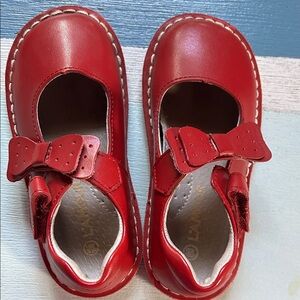 L’Amour Girls Red Bow Mary Jane Kids Shoes size 9